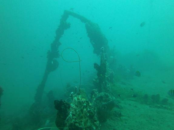 Explorando naufrágio da época da erupção de 1902, em St. Pierre, no norte de Martinica